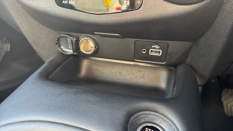 Nissan Juke 1.0 DiG-T 114 N-Connecta 5dr Petrol Hatchback